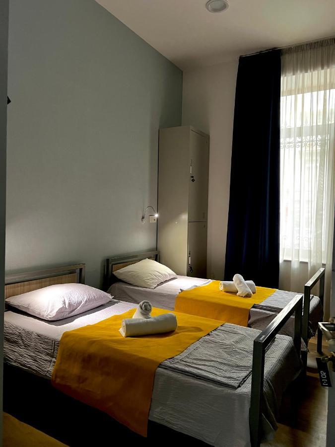 Queen Hostel Тбилиси Экстерьер фото